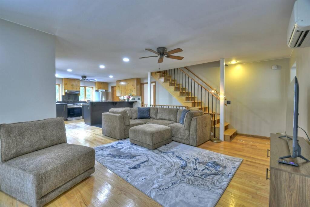 The Chariot - Creek Front With Hottub, Fire Pits, Billiards, Ev Charger - Sandalwood Stays Blue Ridge Eksteriør bilde
