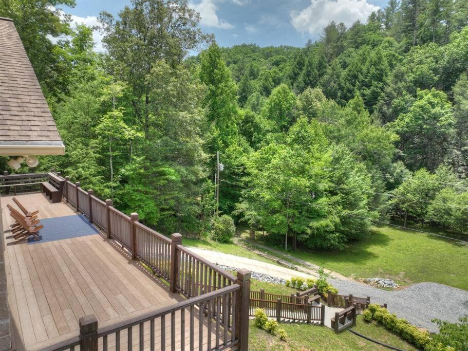 The Chariot - Creek Front With Hottub, Fire Pits, Billiards, Ev Charger - Sandalwood Stays Blue Ridge Eksteriør bilde
