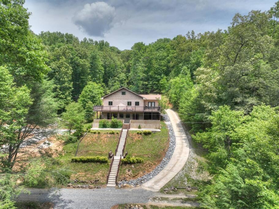 The Chariot - Creek Front With Hottub, Fire Pits, Billiards, Ev Charger - Sandalwood Stays Blue Ridge Eksteriør bilde