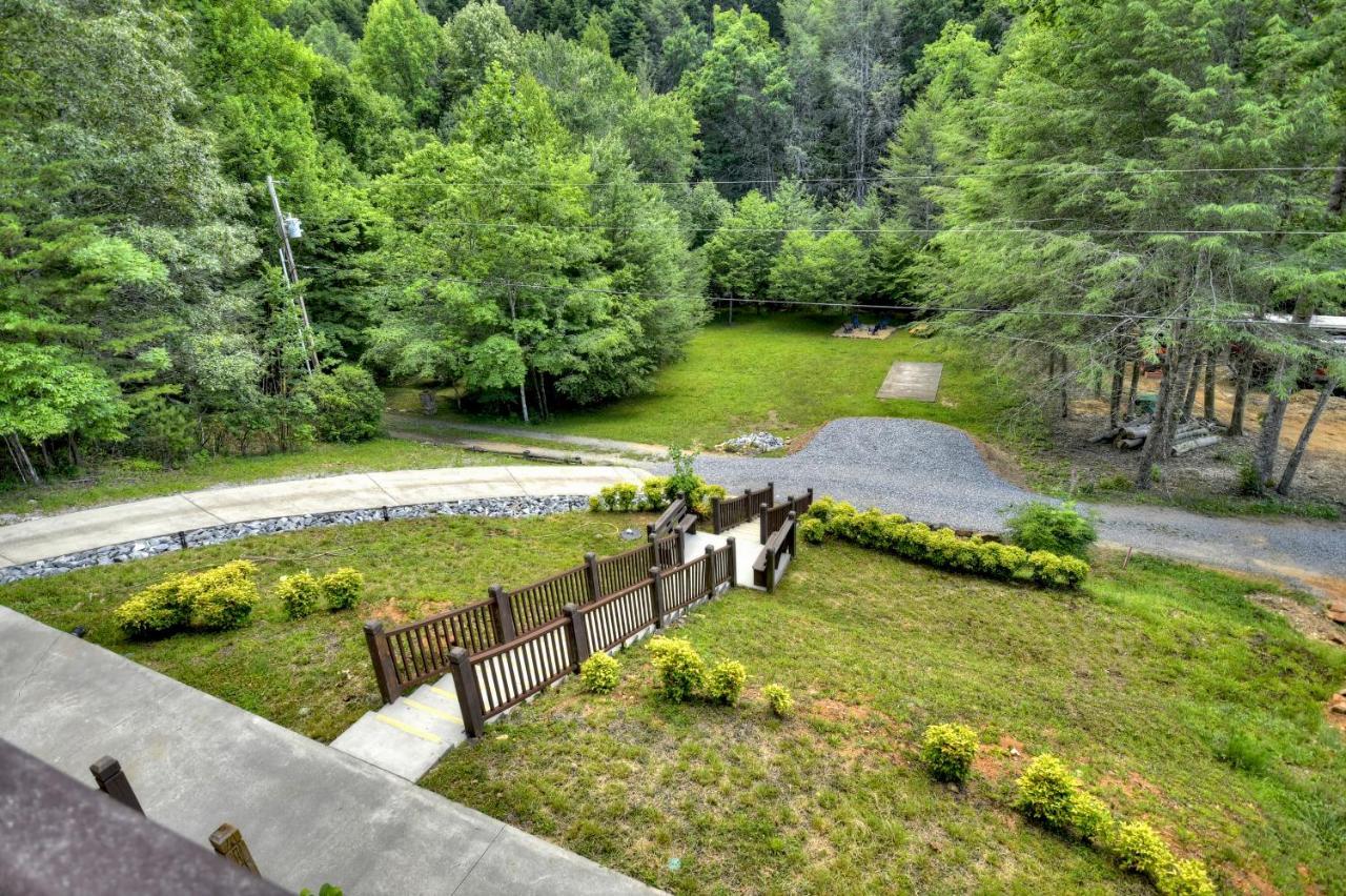 The Chariot - Creek Front With Hottub, Fire Pits, Billiards, Ev Charger - Sandalwood Stays Blue Ridge Eksteriør bilde