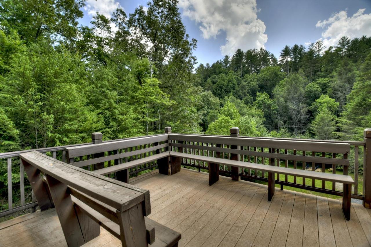 The Chariot - Creek Front With Hottub, Fire Pits, Billiards, Ev Charger - Sandalwood Stays Blue Ridge Eksteriør bilde