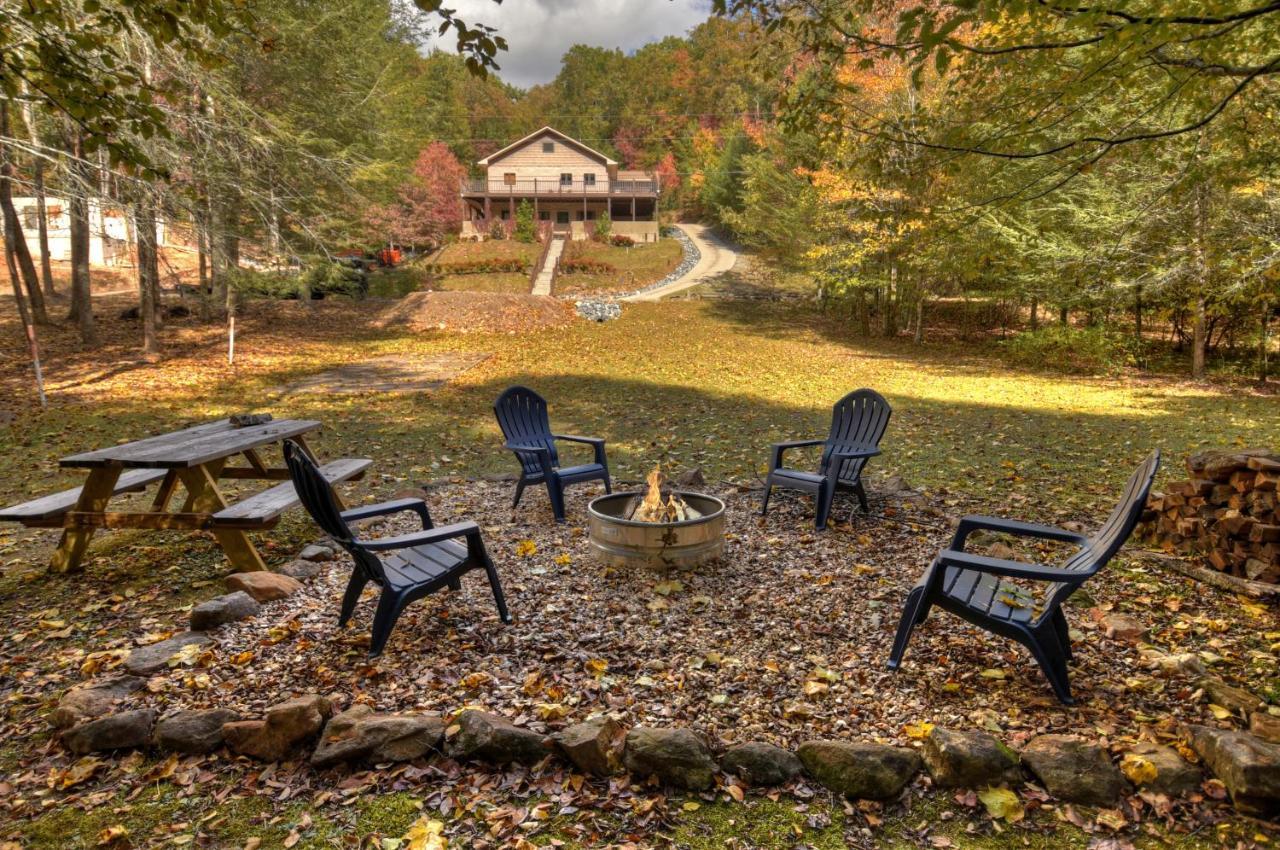 The Chariot - Creek Front With Hottub, Fire Pits, Billiards, Ev Charger - Sandalwood Stays Blue Ridge Eksteriør bilde