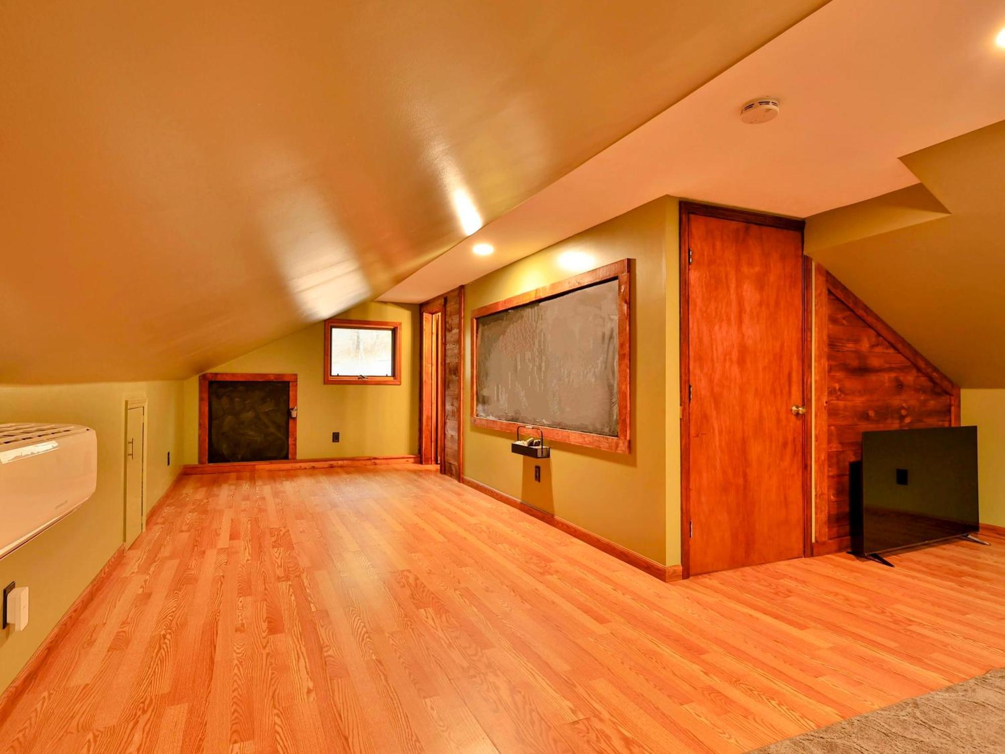 The Chariot - Creek Front With Hottub, Fire Pits, Billiards, Ev Charger - Sandalwood Stays Blue Ridge Eksteriør bilde